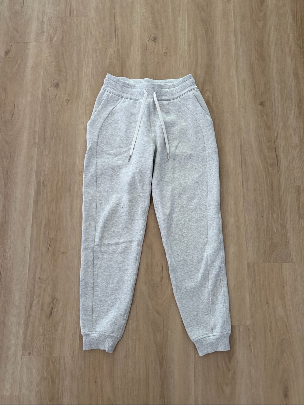 Lululemon Scuba High-Rise Joggers, Heather Grey, Size 4